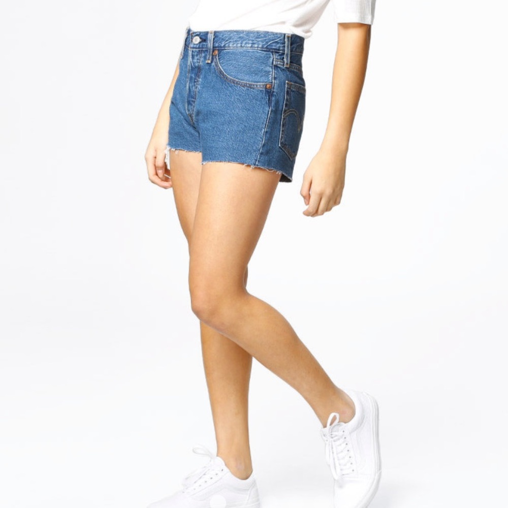 FREE•Levi’s 501 Cut Off Shorts—Sea Island